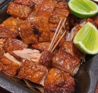 Chicharrones Con Yuca