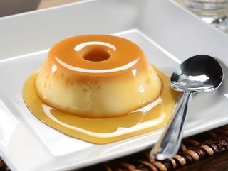 Panna cotta con caramello