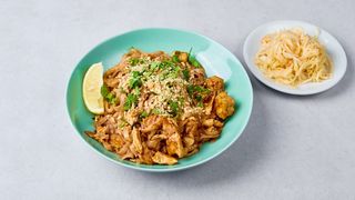 Pad thai z kurczakiem I tofu