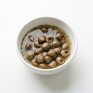 Caracoles En Caldo
