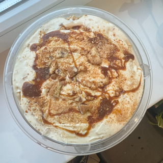 Lody standard mascarpone z karmelem i cantuccini