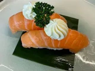 Nigiri salmone Philadelphia 2 pezzi