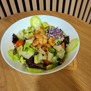 Salada e Camarão