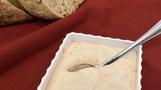 SOS PICANT CU SMANTANA