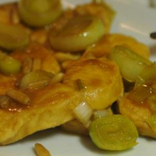 163 Pollo con porri alla piastra