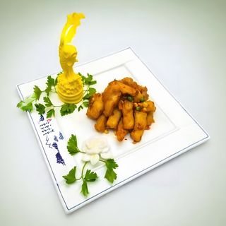 J07.	Peste Jiaoyan/椒盐鱼条/Spiced salt fish *