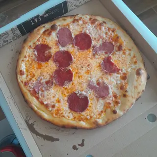 Pizza salam dulce ø32CM