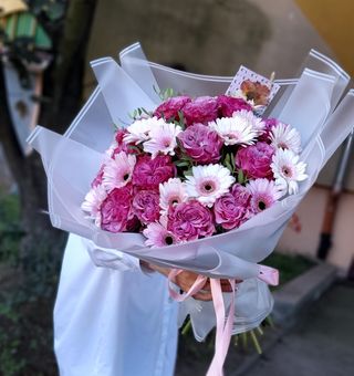 Bukiet róże+ gerbery kolorowy 