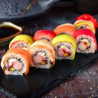Uramaki rainbow