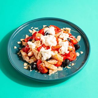 Tagliata di pollo e burrata