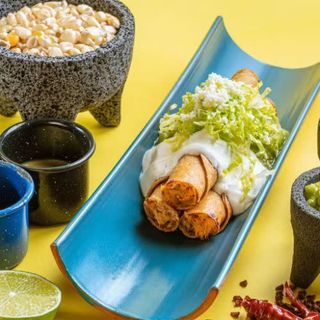 Flautas/Tacos Dorados (3 Uds.)