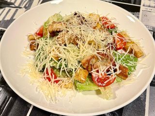 Салат Цезар з куркою гриль (250г)