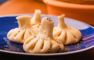 Хінкалі зі свининою та яловичиною (1шт)