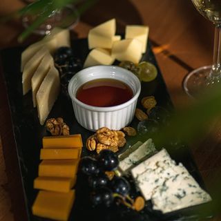 ყველის დაფა