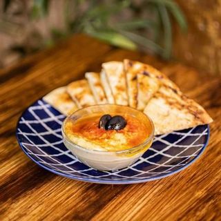 Hummus con pan pita