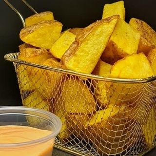 Patatas Bravas Caseras