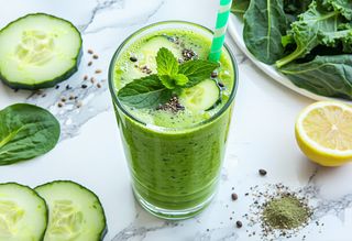 Смутита със замразен йогурт YOPS Детокс