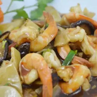 Gambas Bambú Y Setas Chinas