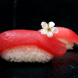 Нигири Тон (85г)