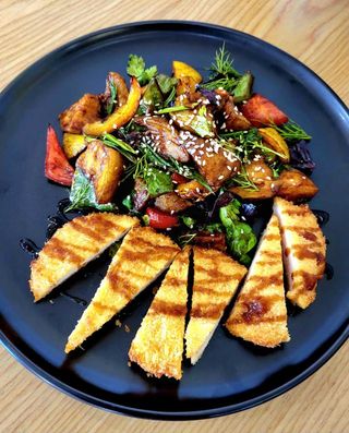 Салат "Курочка терияки"