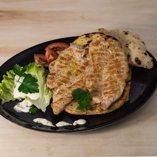 Big pileći file u lepinji