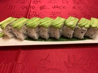 Uramaki de pulpo y aguacate 