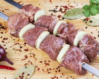 Шашлик з свинного ошийка маринований (1000г)