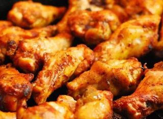 Alette di pollo alla paprika