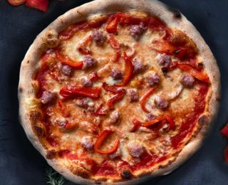 Peperoni e salsiccia