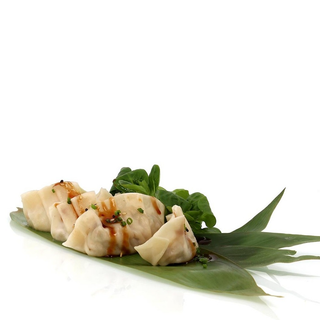 Gyoza de cerdo al vapor 6 pzs