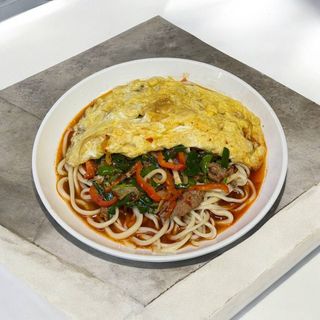 Лагман с дюцаем и с яйцом (400г)