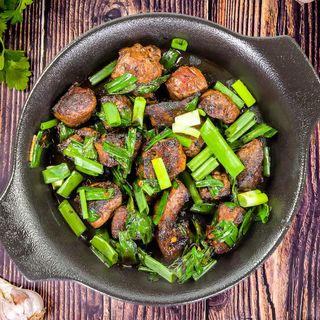 22.Пикантен телешки дроб (210г)