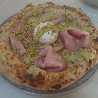 Pizza Blanca Mortazza