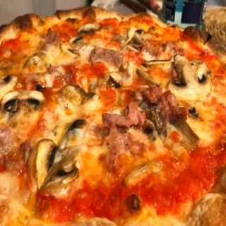 Pizza La Rústica (31 cm.)