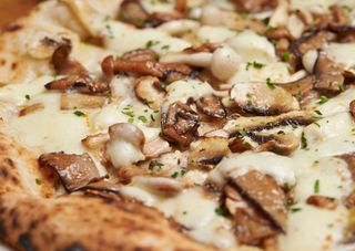 Pizza funghi (30 cm.)