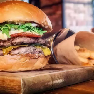 Nostrano burger
