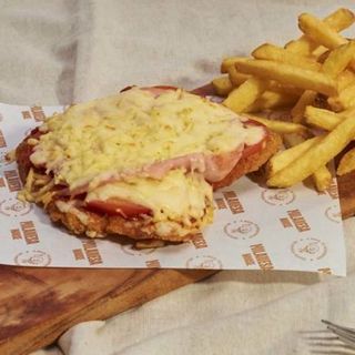 Milanesa de Pollo Napoletana