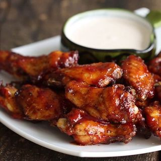 Alitas De Barbacoa Pegajosa (Media Ración) 10 piezas