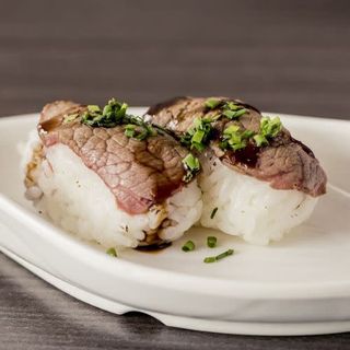 4. Nigiri Gyu Sushi Ternera (2 Uds.)