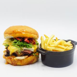Brie Paris Burger