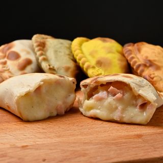Empanada De Jamón Y Queso (1 Ud.)