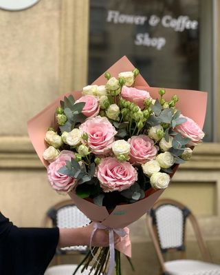 ხუჭუჭა ვარდები