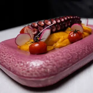 Pulpo Con Puré De Batata