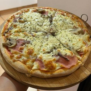 Pizza Ñoqui (Mediana)