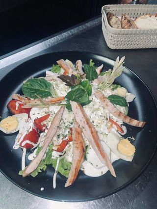 Salata plata Di Pollo sa pilećim prsima