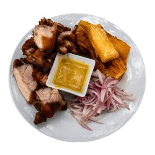 Yuca Con Chicharrón