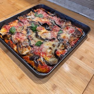 in teglia PARMIGIANA