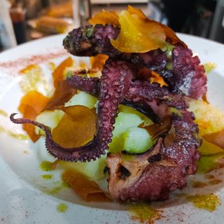 Rejos De Pulpo Al Grill