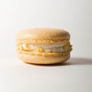 Макаронс Банан - карамель