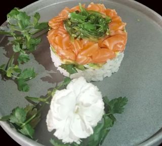 Tartar De Salmón Y Aguacate